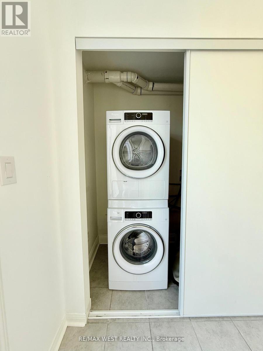 310 - 639 Lawrence Avenue W, Toronto, Ontario  M6A 1A9 - Photo 17 - C12440838