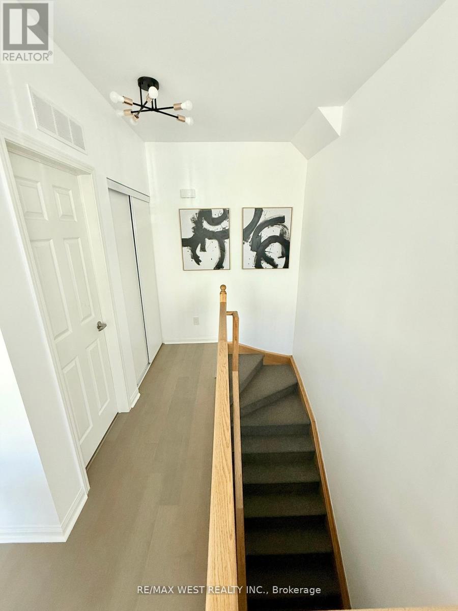 310 - 639 Lawrence Avenue W, Toronto, Ontario  M6A 1A9 - Photo 8 - C12440838