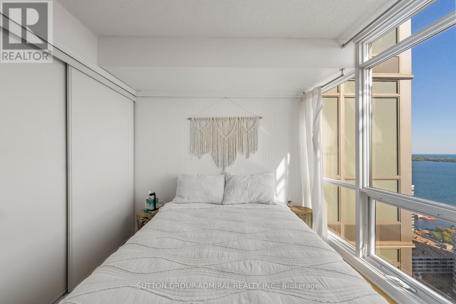 3711 - 11 Brunel Court, Toronto (Waterfront Communities), Ontario  M5V 3Y3 - Photo 12 - C12440851
