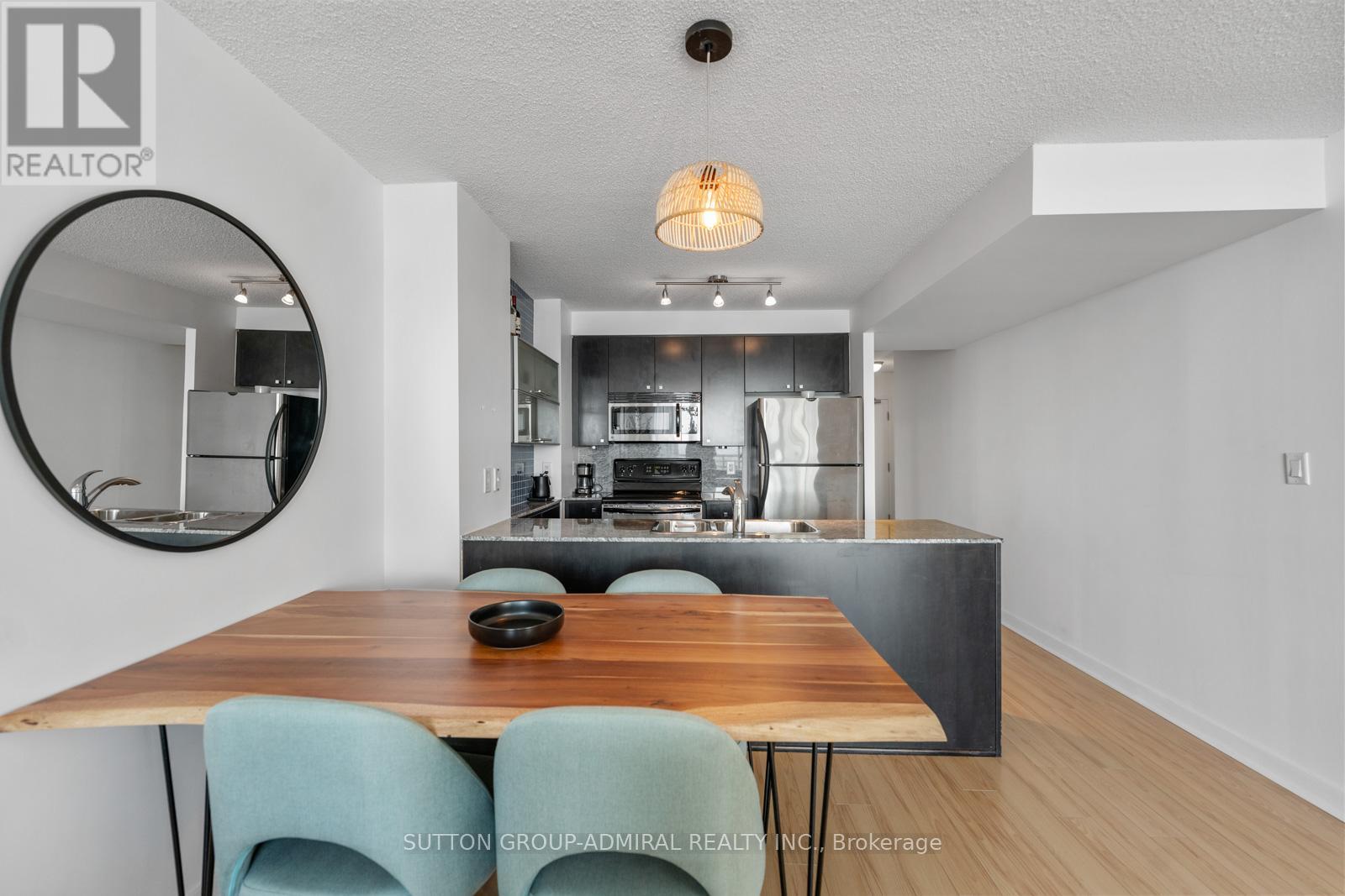 3711 - 11 Brunel Court, Toronto (Waterfront Communities), Ontario  M5V 3Y3 - Photo 9 - C12440851