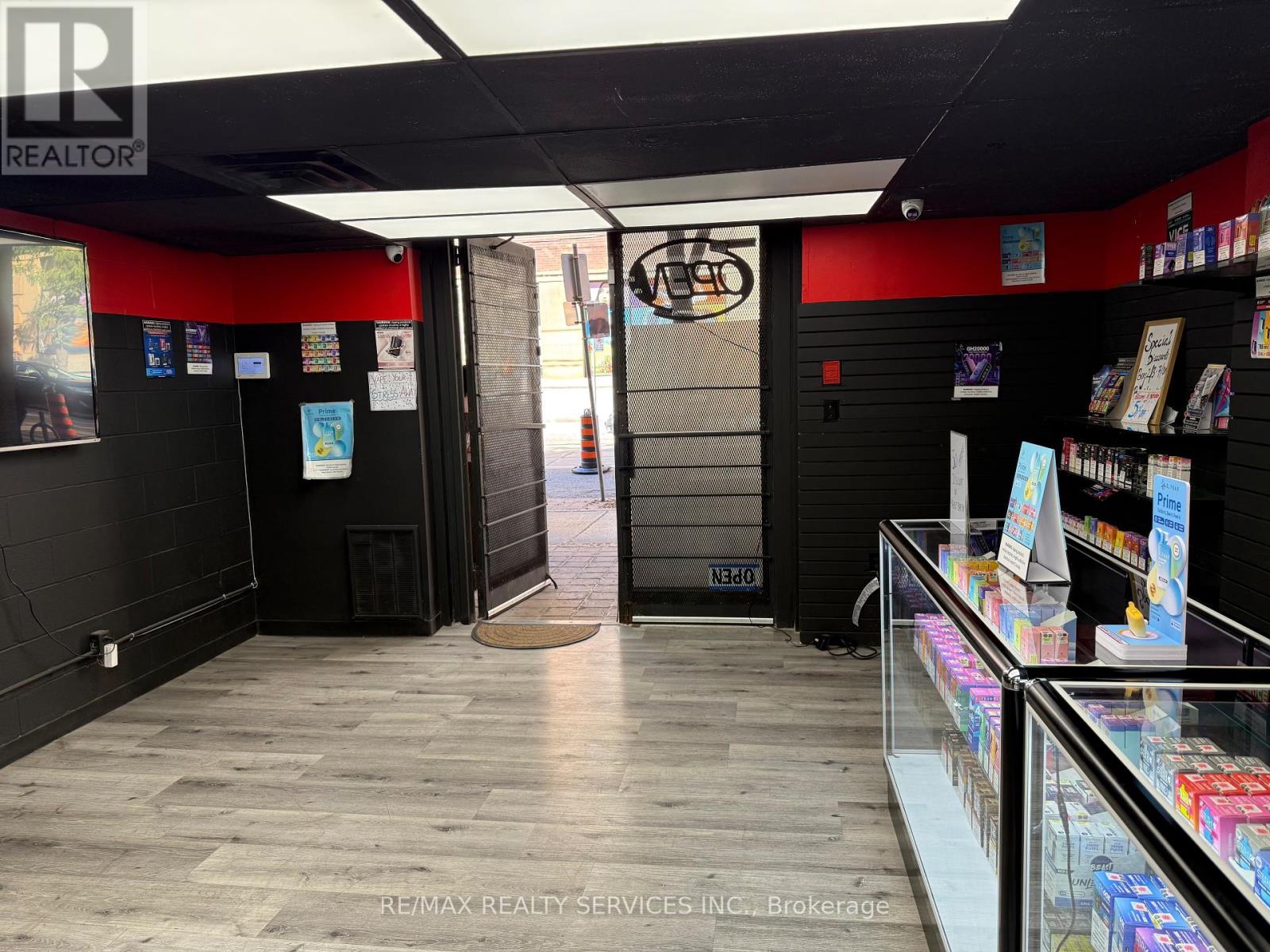 201 King St Street E, Toronto, Ontario  M5A 1J5 - Photo 21 - C12440852