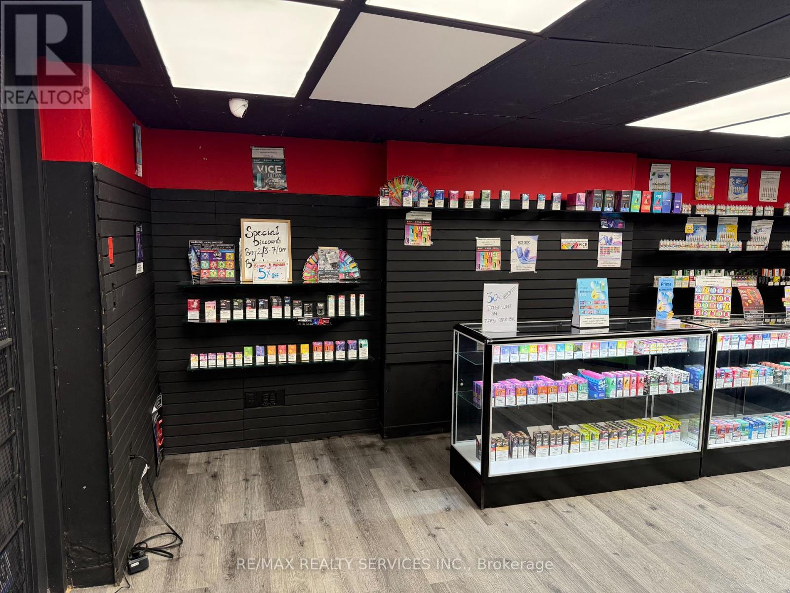 201 King St Street E, Toronto, Ontario  M5A 1J5 - Photo 4 - C12440852
