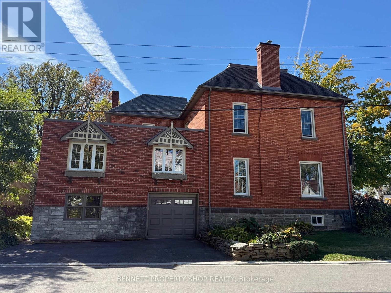 118 High Street, Carleton Place, Ontario  K7C 1W4 - Photo 4 - X12297904