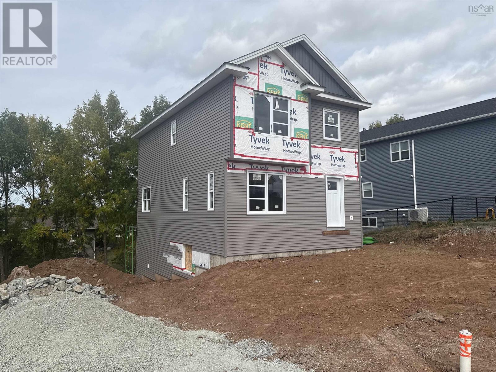 208e Burgess Crescent, Windsor, Nova Scotia  B0N 2T0 - Photo 1 - 202418348