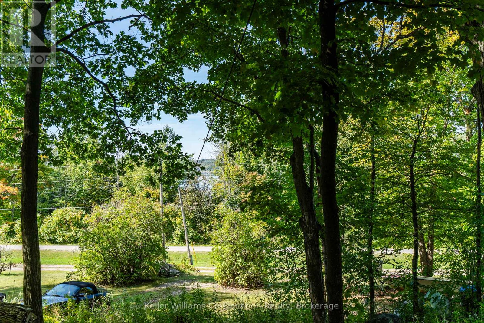 3 Crossingview Lane, Tay, Ontario  L0K 2C0 - Photo 16 - S12441012