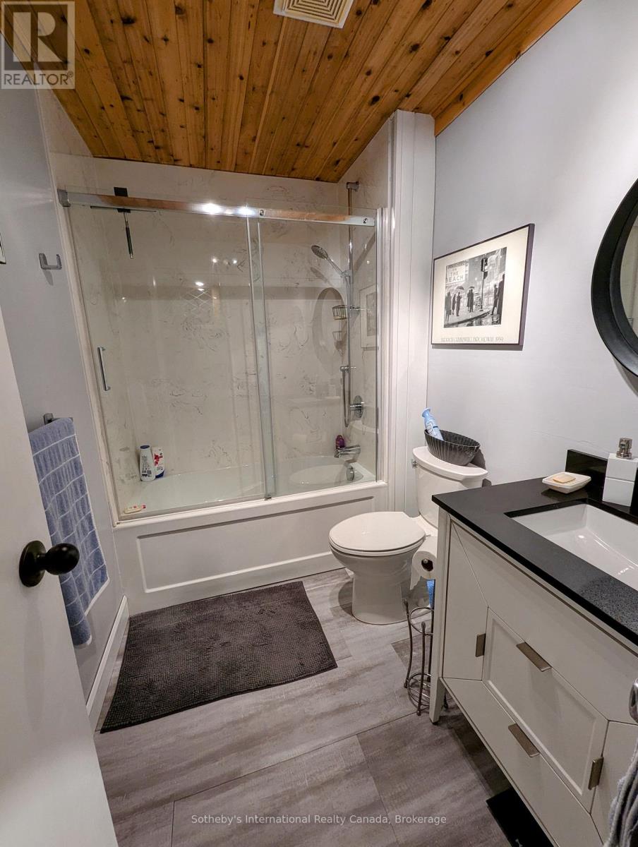 625 Tenth Street, Collingwood, Ontario  L9Y 4K6 - Photo 12 - S12441016