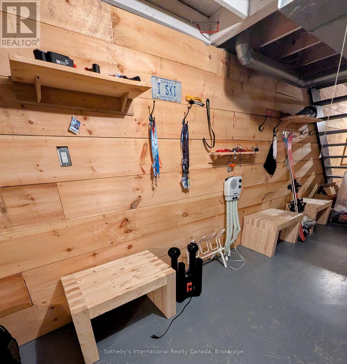 625 Tenth Street, Collingwood, Ontario  L9Y 4K6 - Photo 25 - S12441016