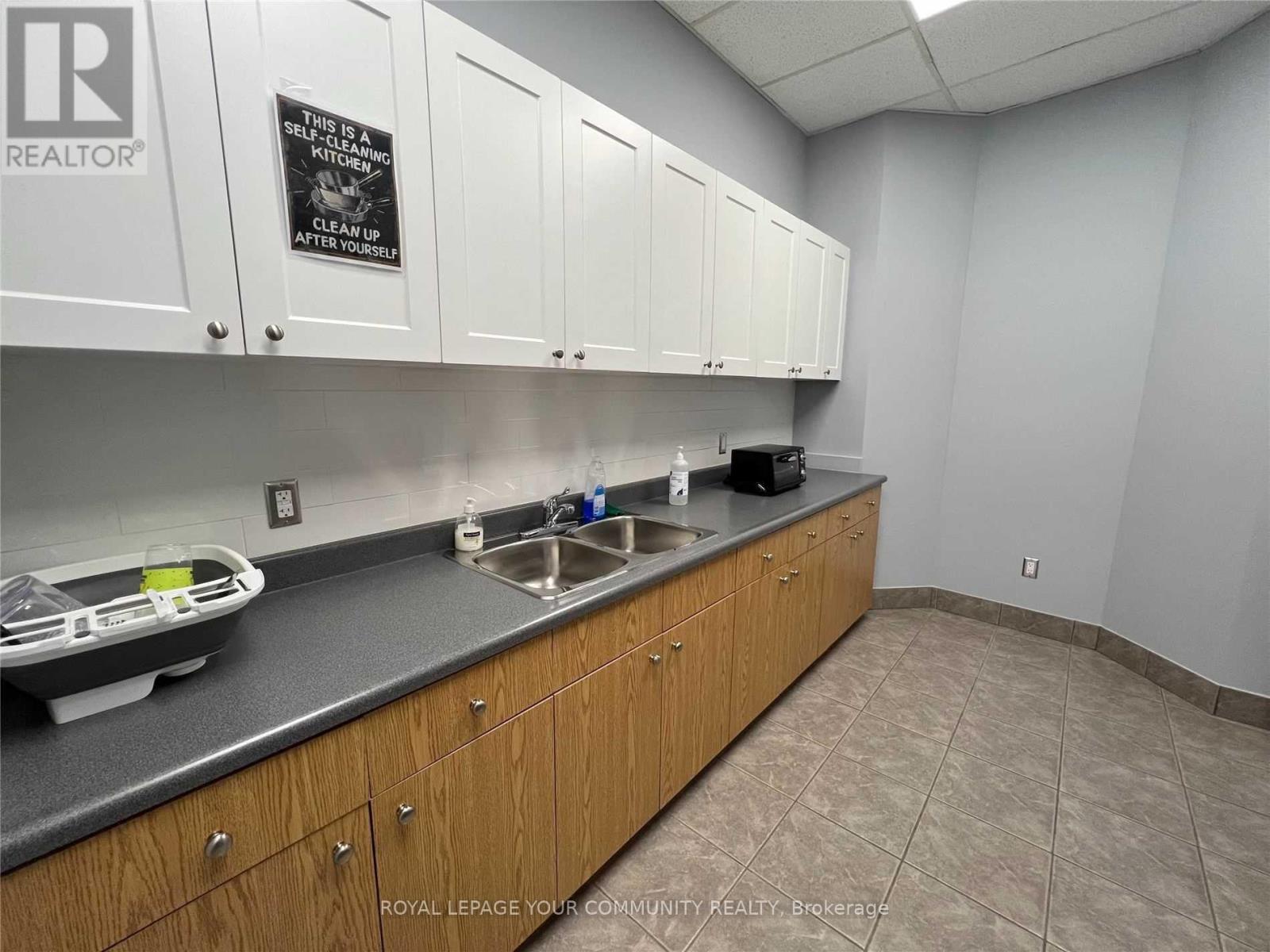 B100 - 1501 Ellesmere Road, Toronto, Ontario  M1P 4T6 - Photo 4 - E12440796