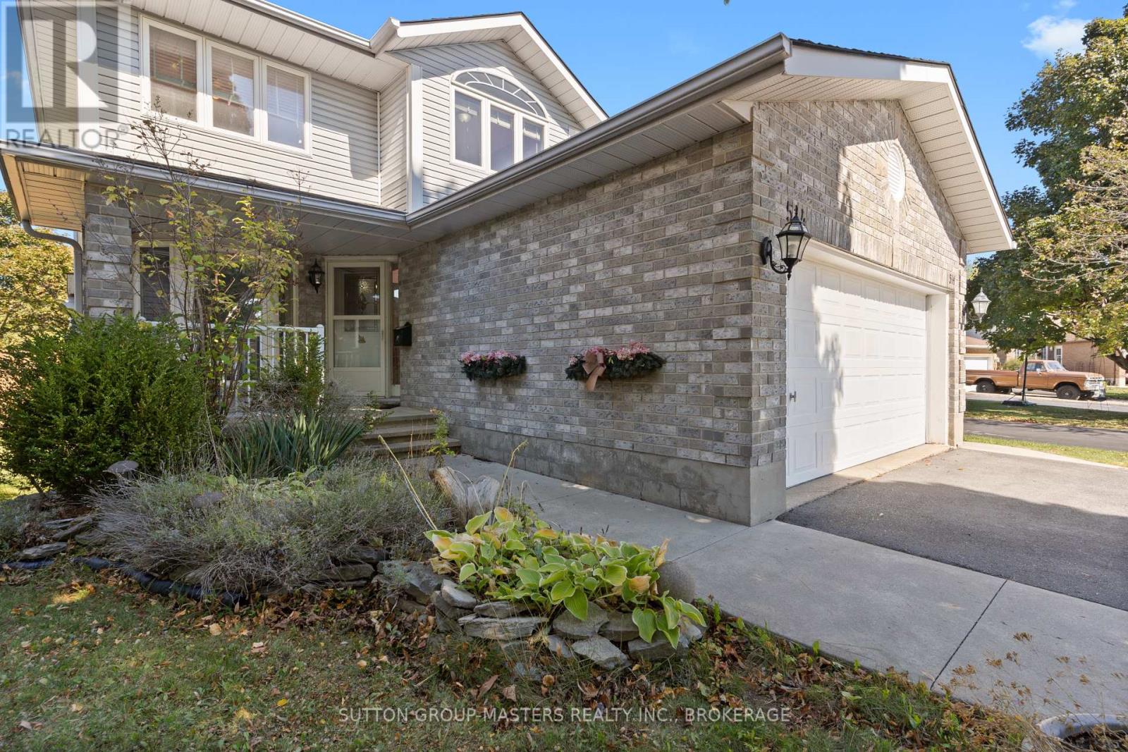 514 Barnsley Crescent, Kingston (City Southwest), Ontario  K7M 8X2 - Photo 2 - X12440890