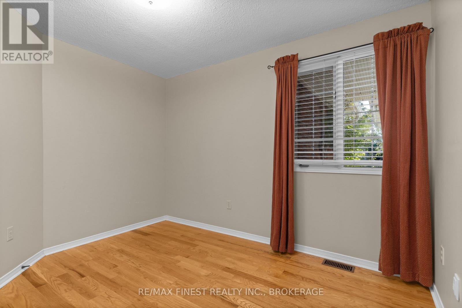 195 Greenlees Drive, Kingston, Ontario  K7K 6P6 - Photo 16 - X12440920