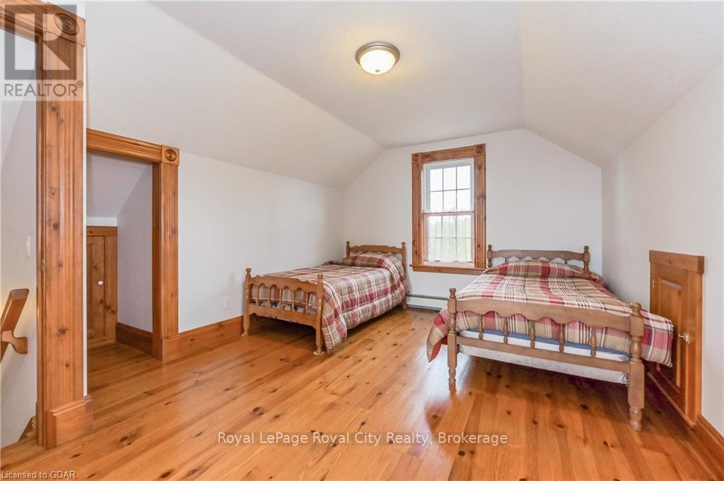 5830 4th Line, Guelph/eramosa, Ontario  N0B 2K0 - Photo 11 - X12440888