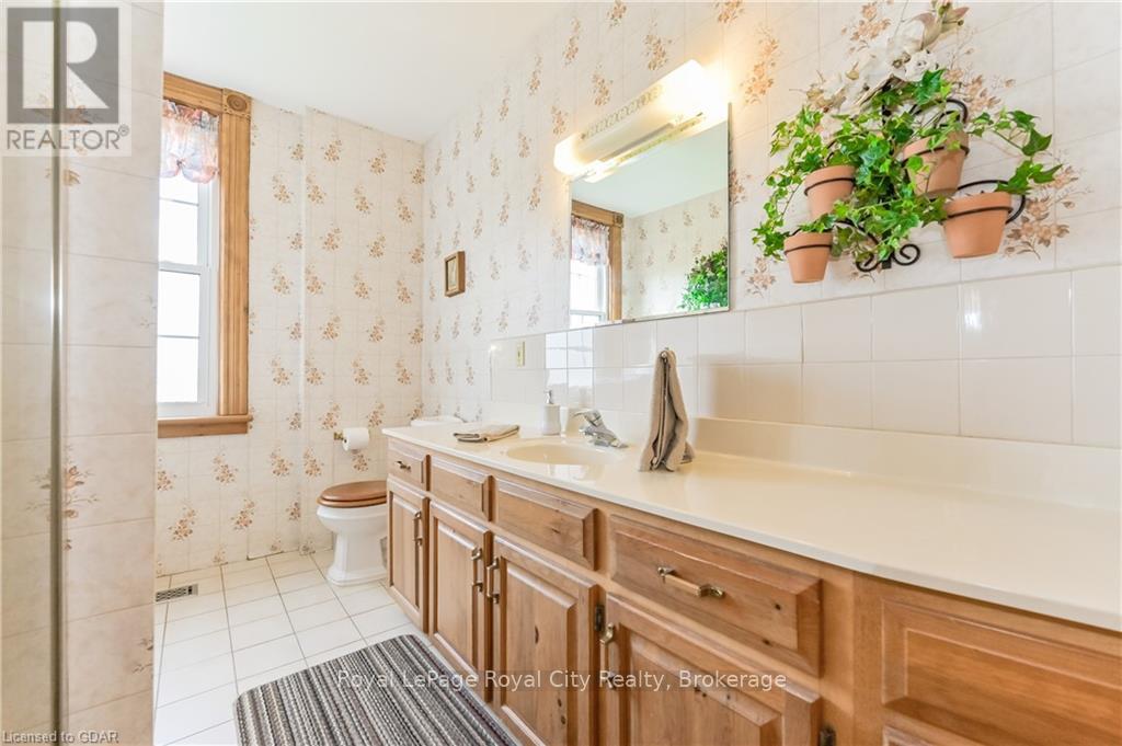 5830 4th Line, Guelph/eramosa, Ontario  N0B 2K0 - Photo 12 - X12440888