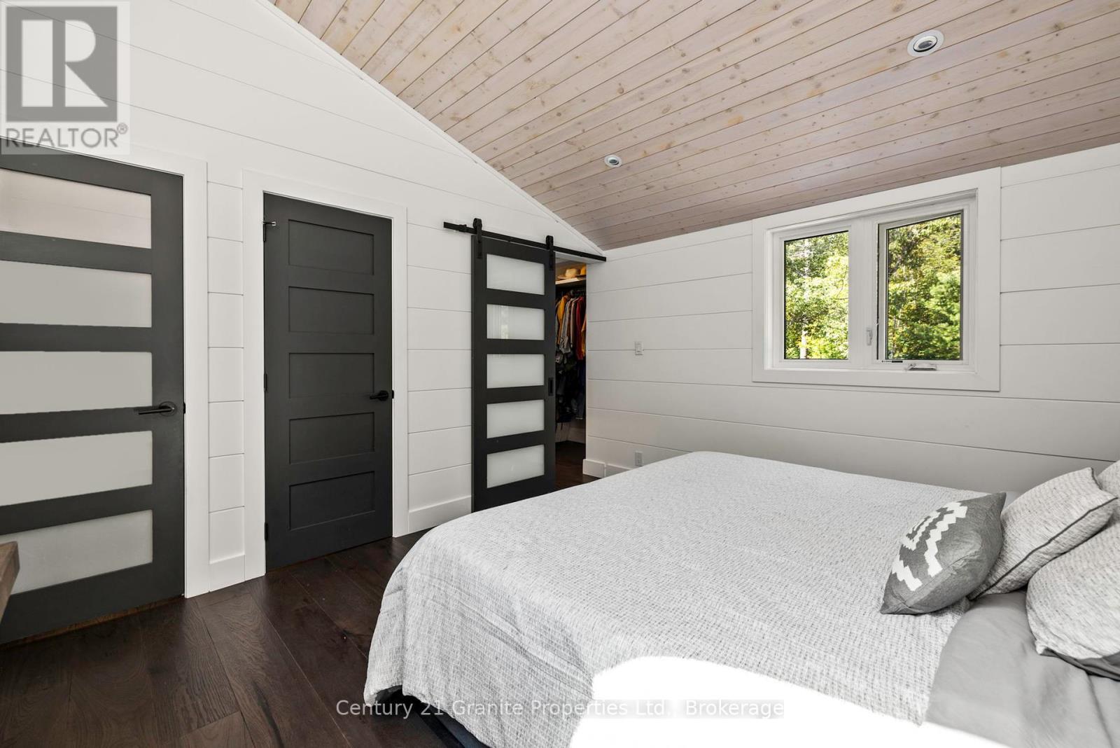 4 & 8 Bartlett Drive, Seguin, Ontario  P2A 2W8 - Photo 32 - X12440937