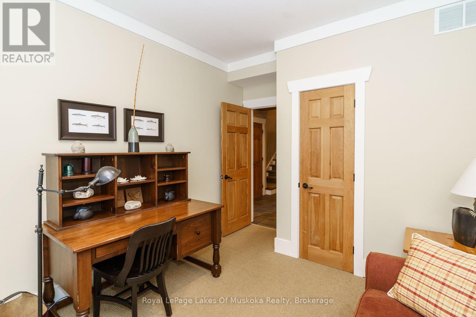 Villa 1, Week 7 - 1020 Birch Glen Road, Lake Of Bays, Ontario  P0B 1A0 - Photo 16 - X12440950