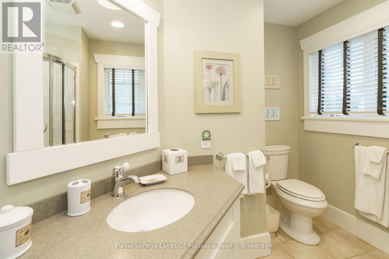 Villa 1, Week 7 - 1020 Birch Glen Road, Lake Of Bays, Ontario  P0B 1A0 - Photo 26 - X12440950