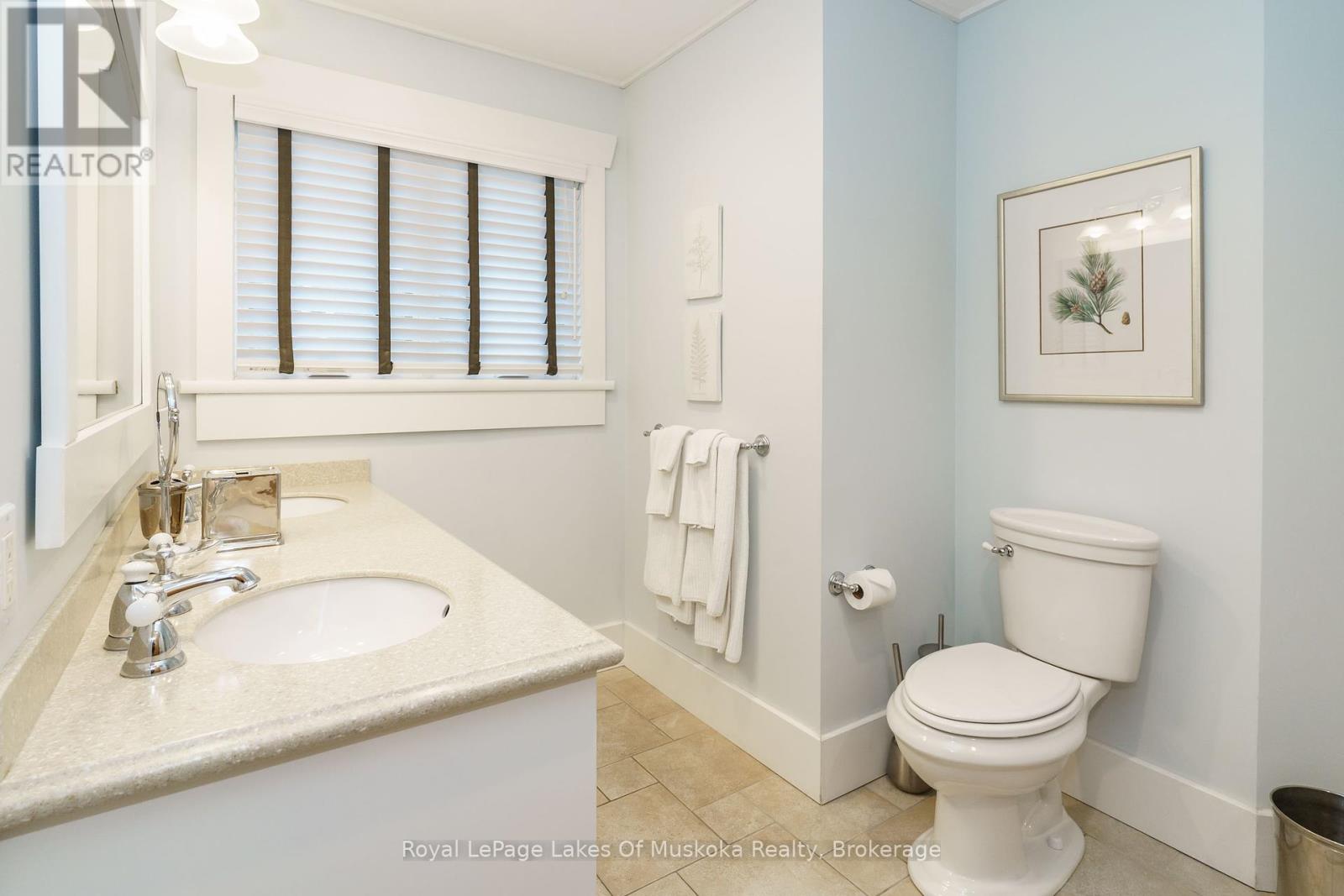 Villa 1, Week 7 - 1020 Birch Glen Road, Lake Of Bays, Ontario  P0B 1A0 - Photo 28 - X12440950