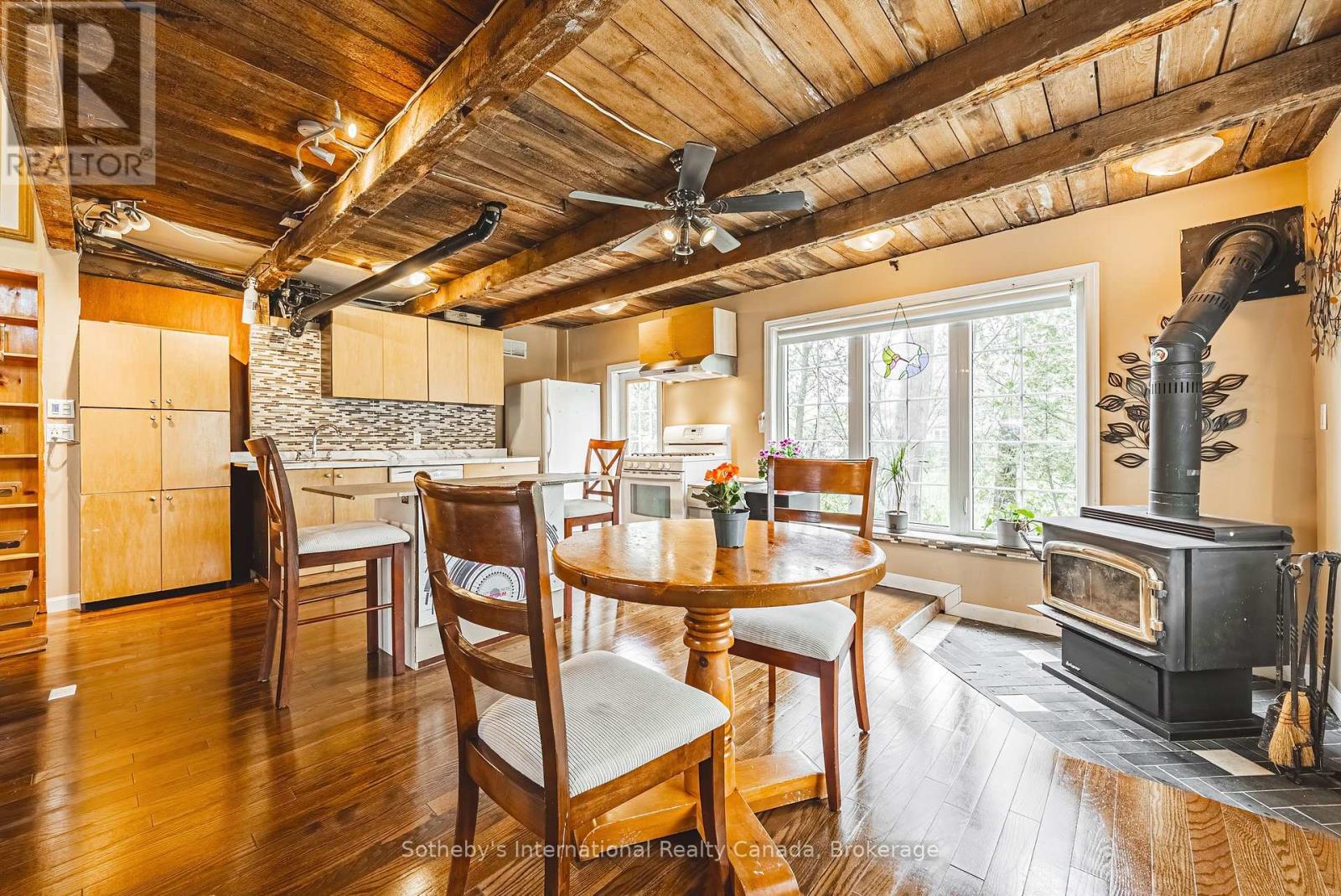 1680 Old Brock Street, Norfolk, Ontario  N0E 1W0 - Photo 12 - X12440998