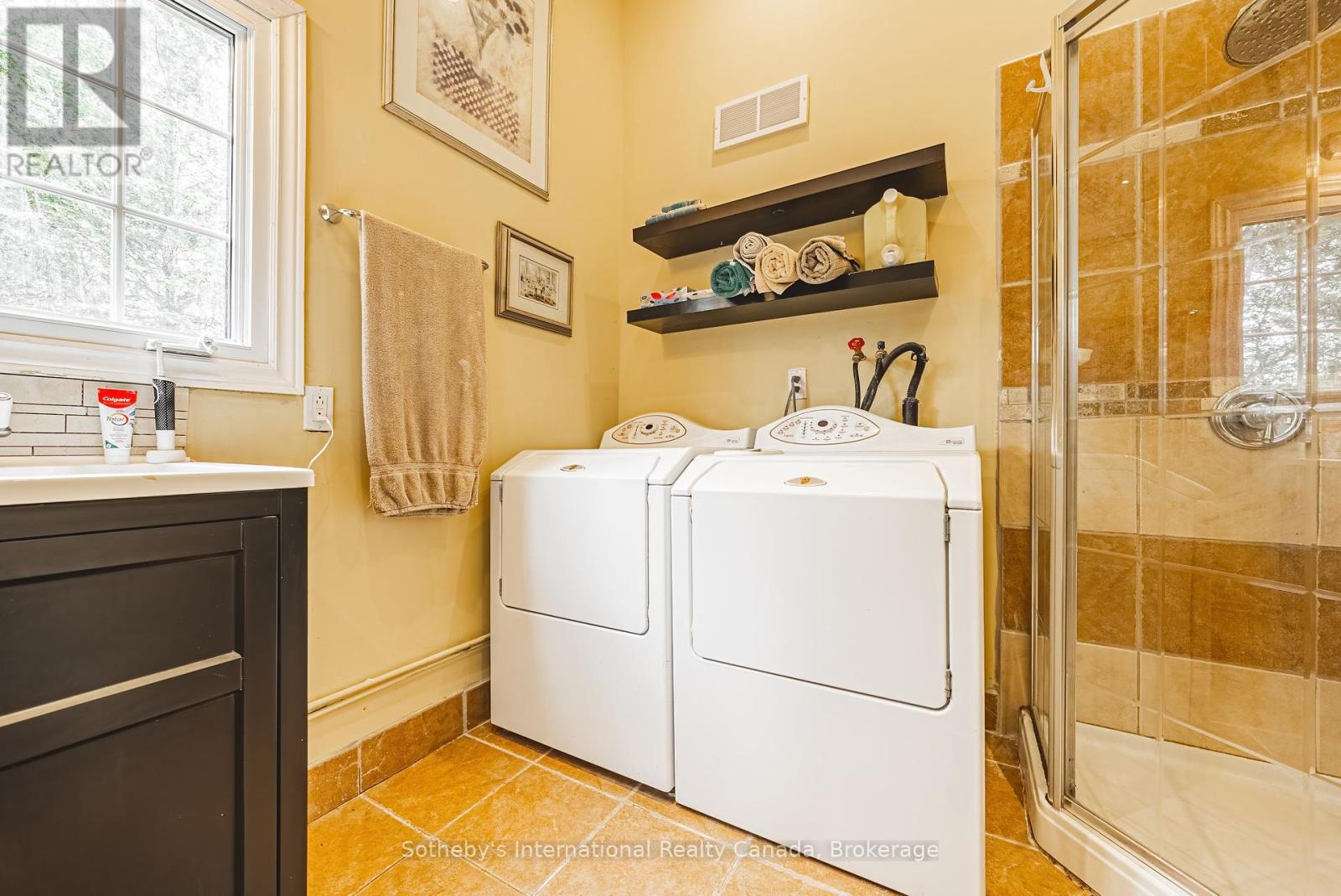 1680 Old Brock Street, Norfolk, Ontario  N0E 1W0 - Photo 22 - X12440998