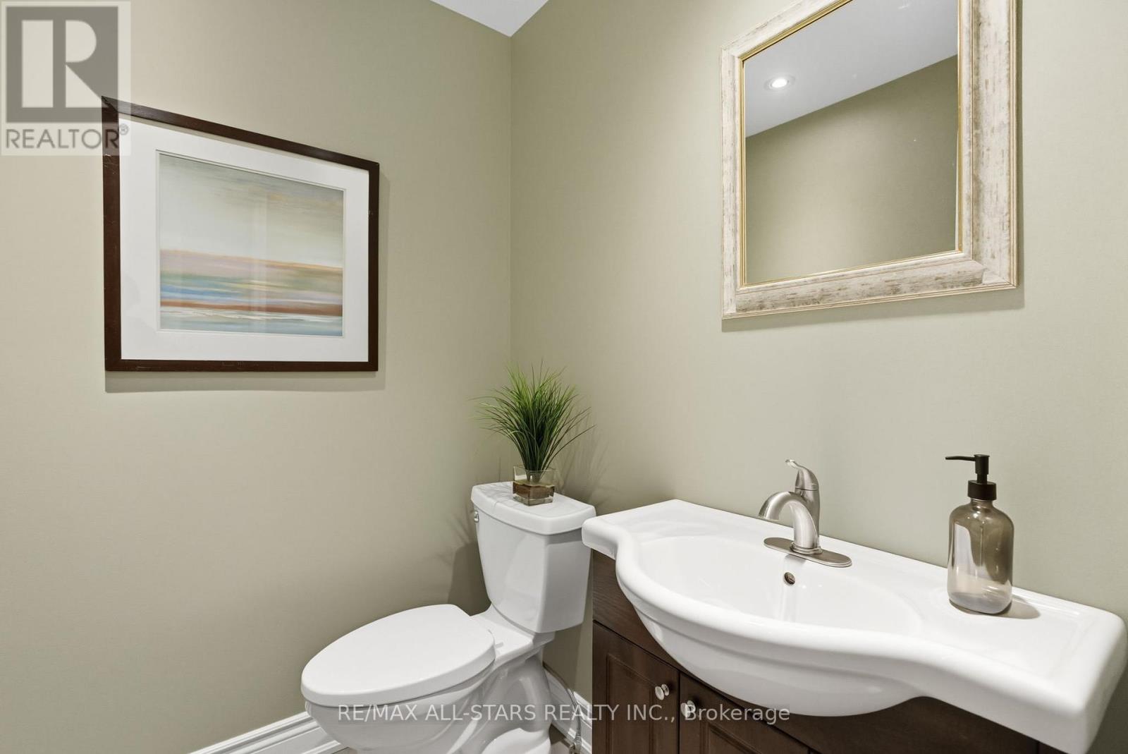 23 Bolton Drive, Uxbridge, Ontario  L9P 1A3 - Photo 18 - N12440808