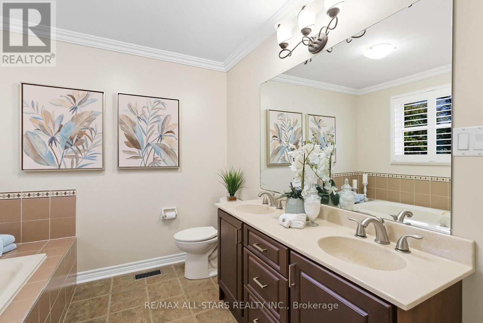 23 Bolton Drive, Uxbridge, Ontario  L9P 1A3 - Photo 22 - N12440808