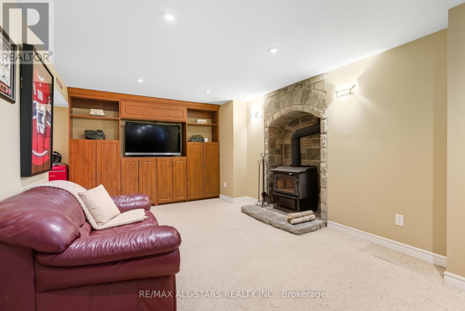 23 Bolton Drive, Uxbridge, Ontario  L9P 1A3 - Photo 30 - N12440808