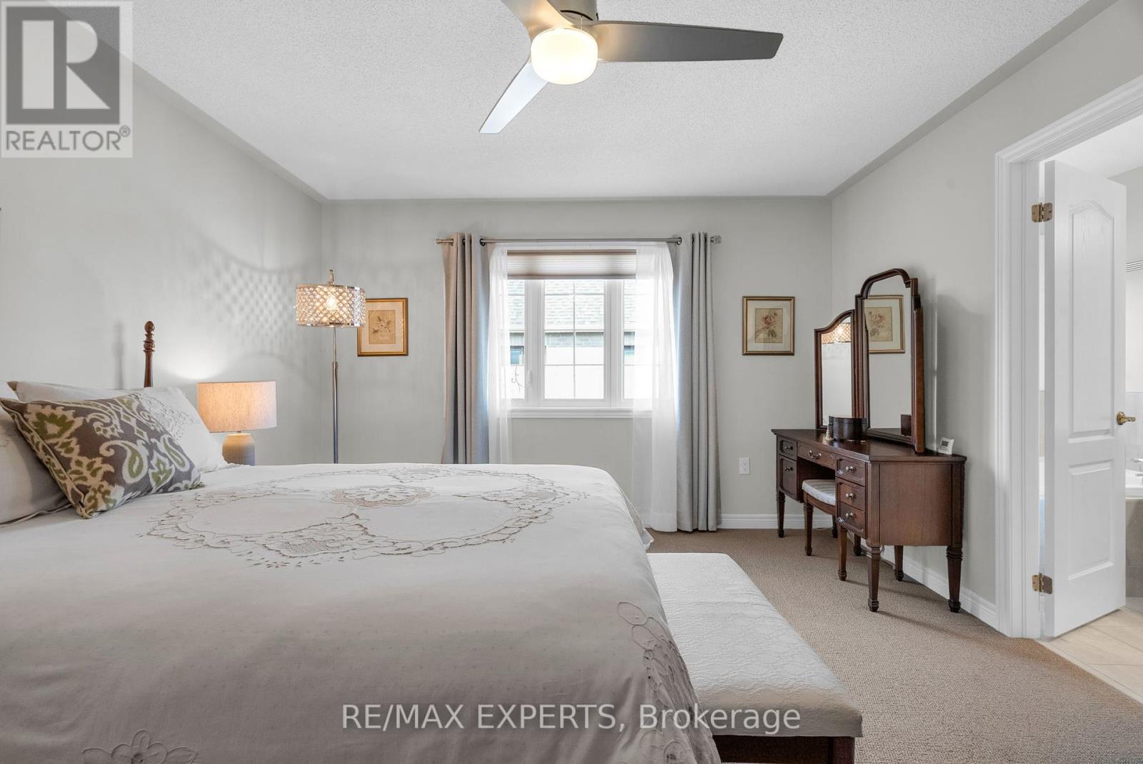 92 Robb Thomson Road, East Gwillimbury, Ontario  L0G 1M0 - Photo 40 - N12440823