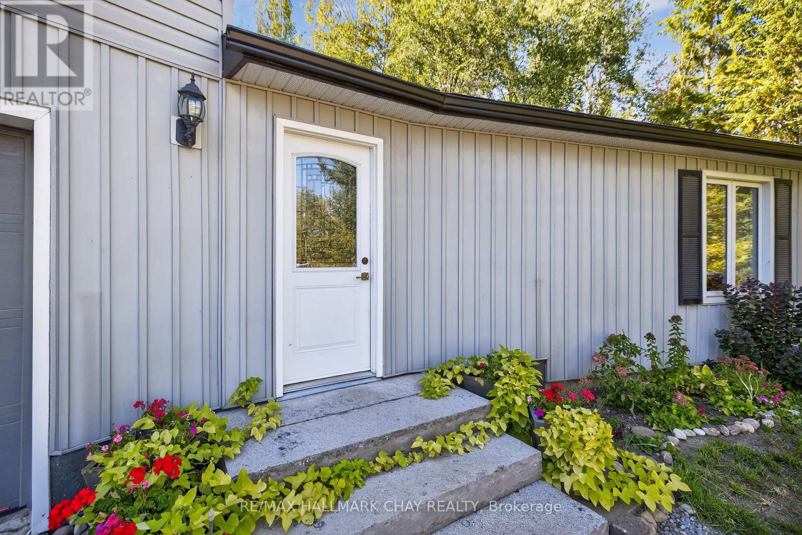 25992 MCCOWAN ROAD, Georgina, Ontario