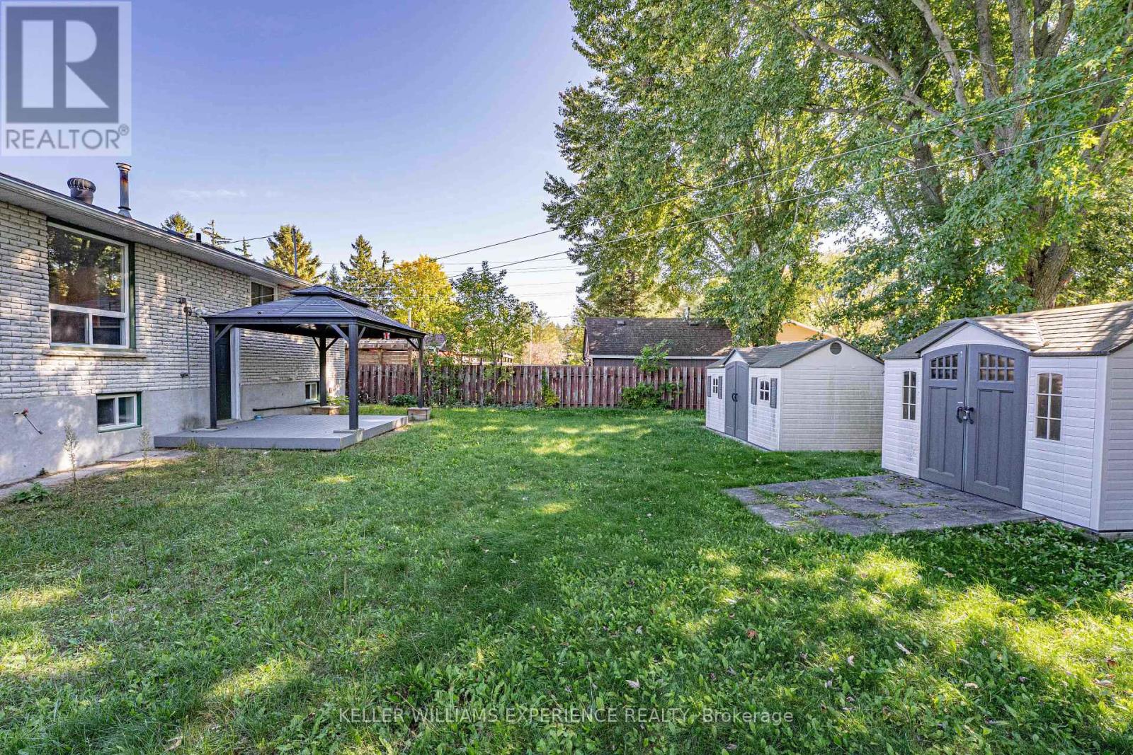 6 Sandsprings Crescent, Essa (Angus), Ontario  L0M 1B0 - Photo 21 - N12440864