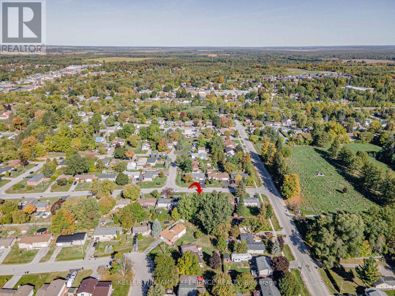 6 Sandsprings Crescent, Essa (Angus), Ontario  L0M 1B0 - Photo 30 - N12440864