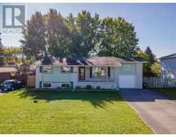 6 SANDSPRINGS CRESCENT, Essa, Ontario