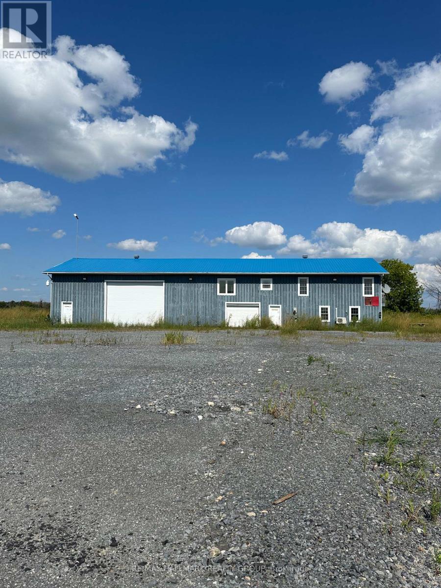 21899 Old Highway 2 Highway, South Glengarry, Ontario  K0C 1E0 - Photo 20 - X12440878