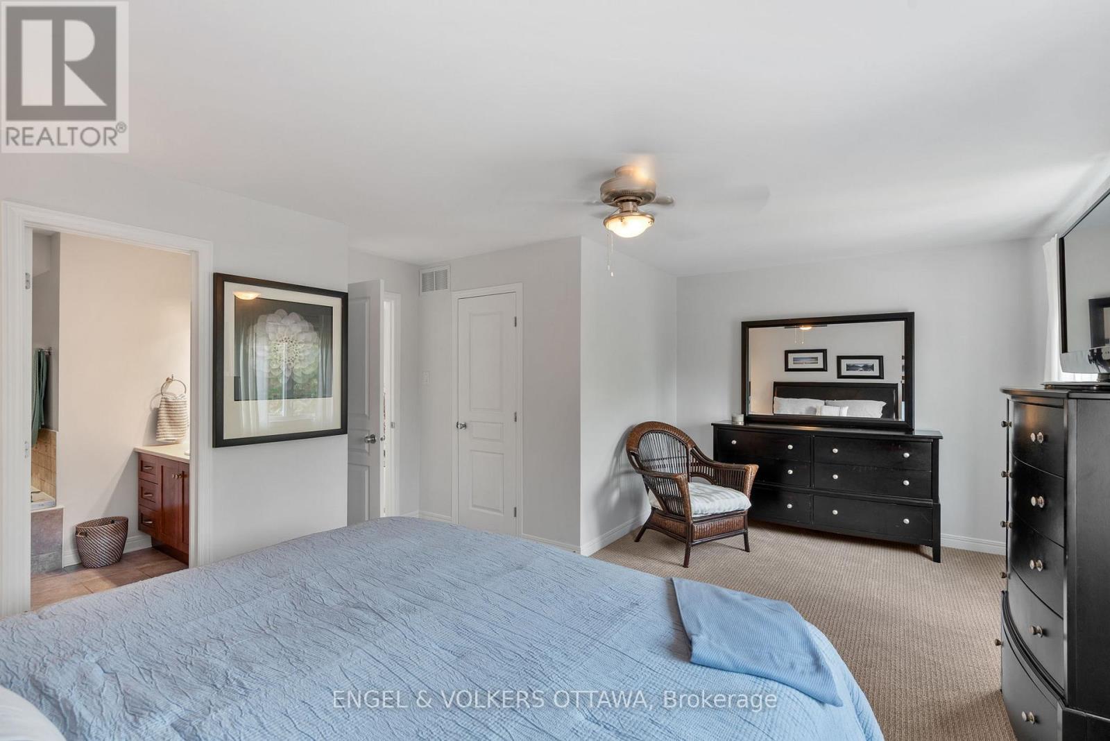 110 Encore Private, Ottawa, Ontario  K2E 0A2 - Photo 21 - X12440899