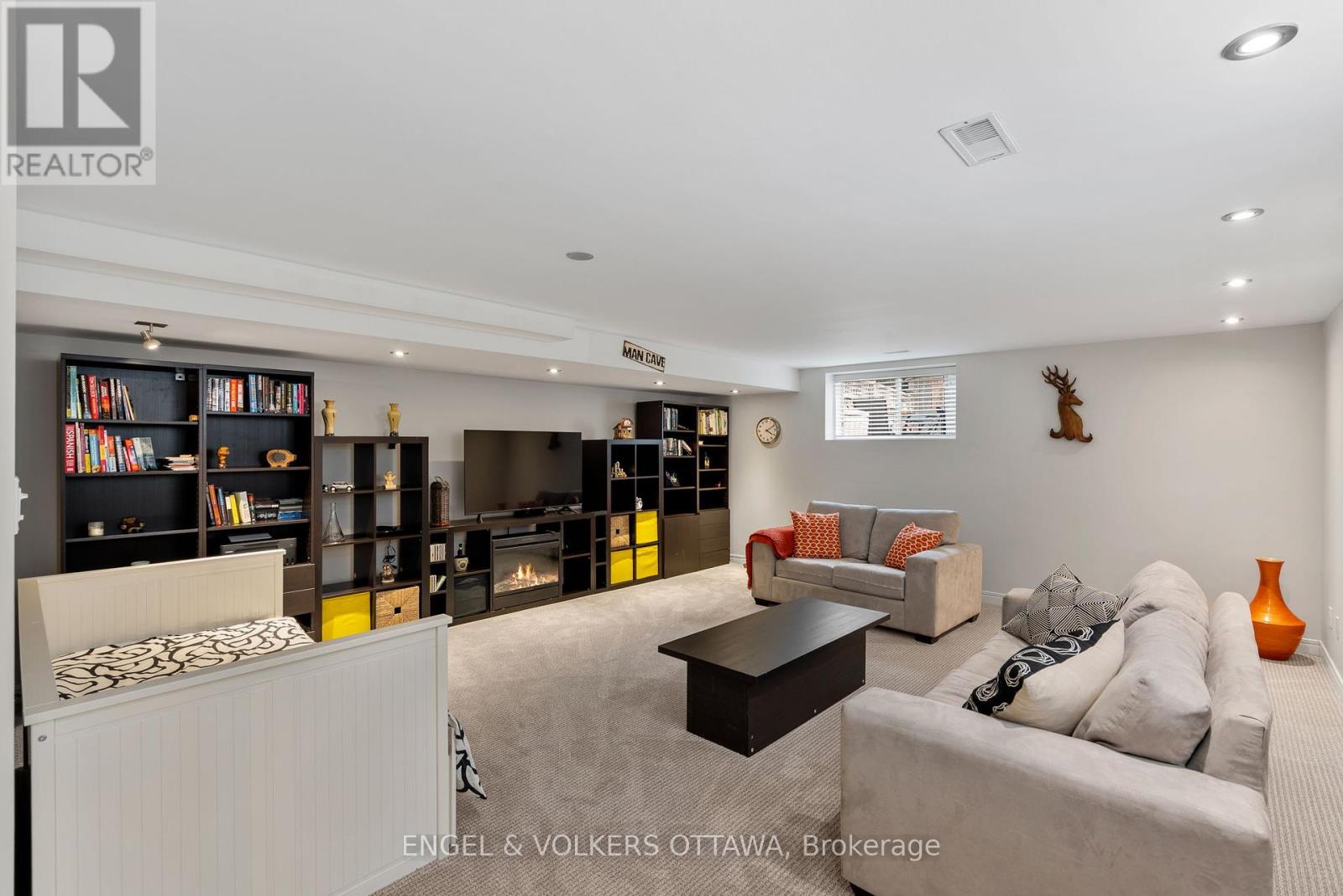 110 Encore Private, Ottawa, Ontario  K2E 0A2 - Photo 29 - X12440899