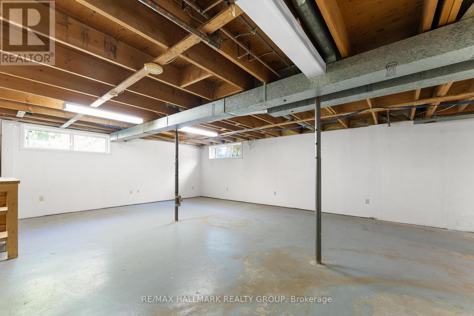 2437 Tupper Avenue, Ottawa, Ontario  K1G 1G6 - Photo 19 - X12440934