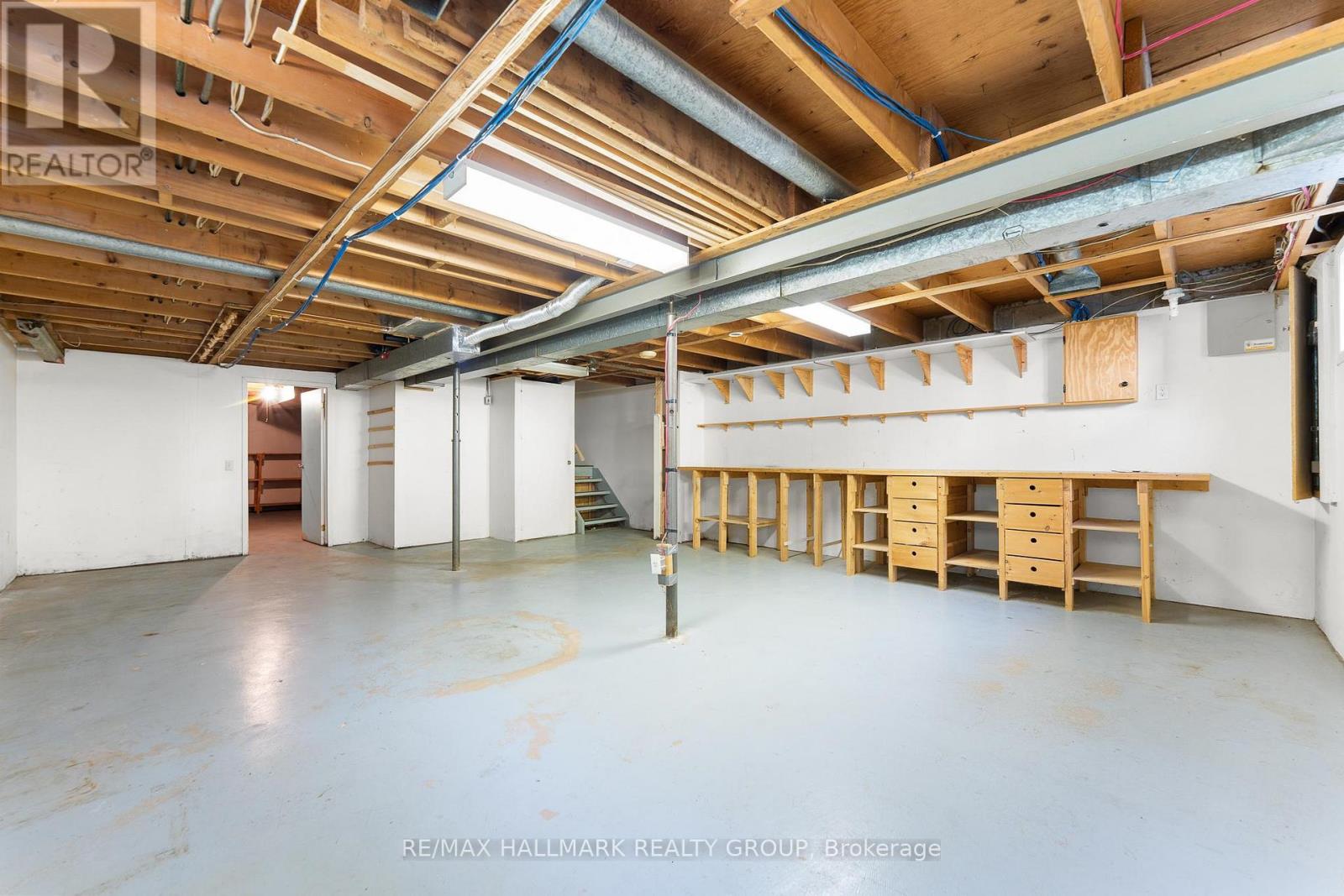 2437 Tupper Avenue, Ottawa, Ontario  K1G 1G6 - Photo 20 - X12440934