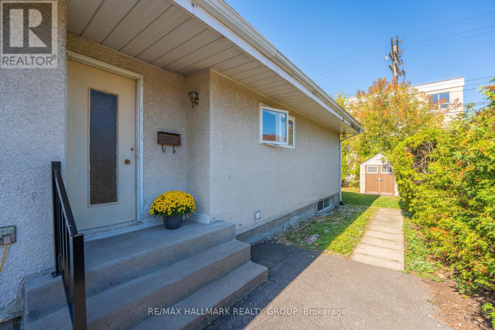 2437 Tupper Avenue, Ottawa, Ontario  K1G 1G6 - Photo 21 - X12440934