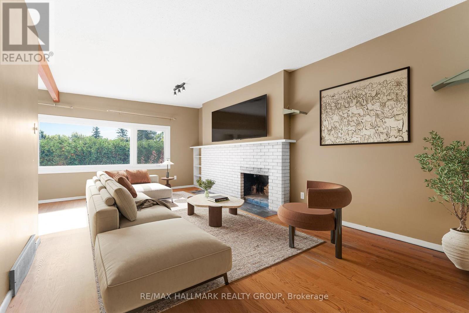 2437 Tupper Avenue, Ottawa, Ontario  K1G 1G6 - Photo 5 - X12440934