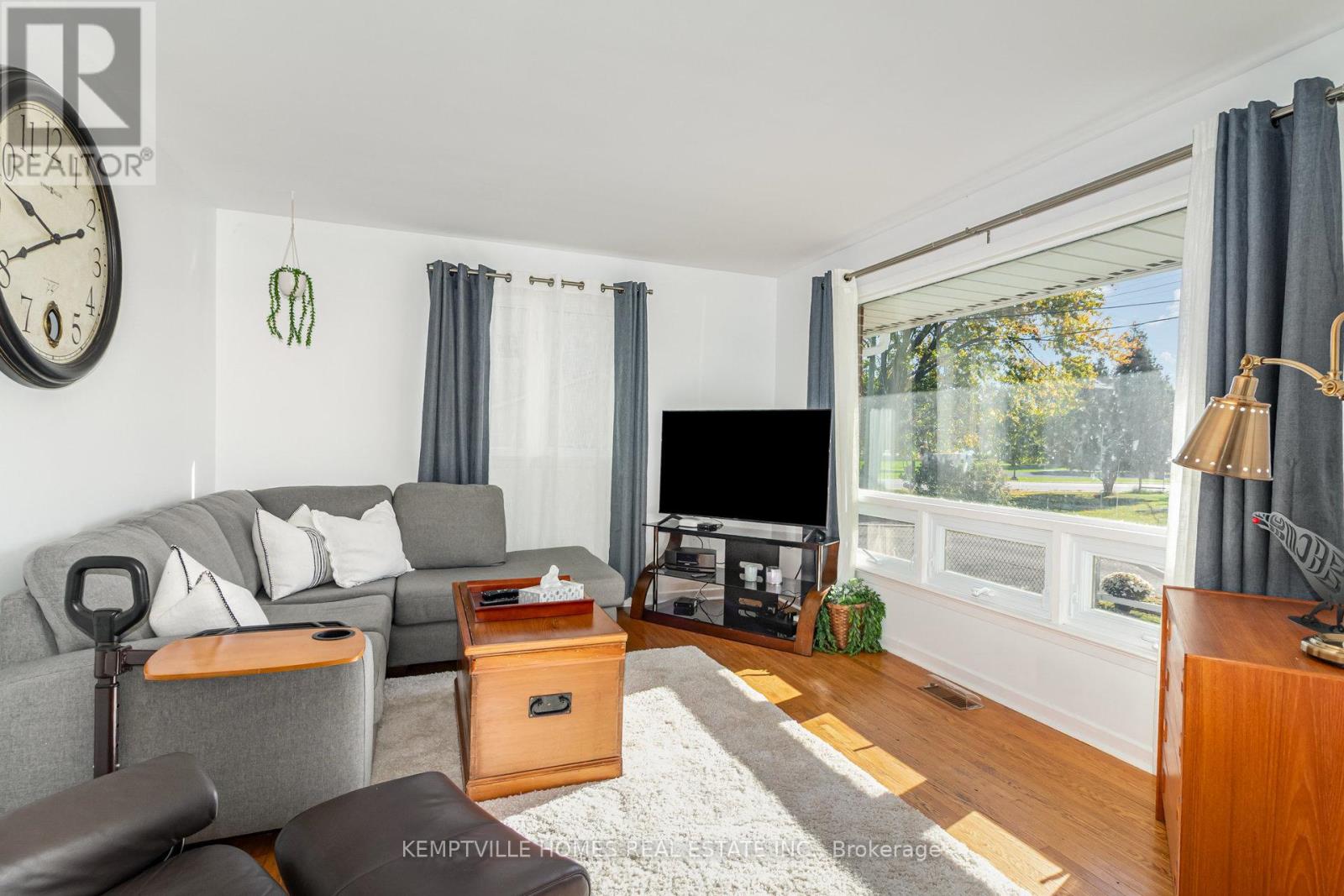 8 Gibson Lane, South Dundas, Ontario  K0C 1X0 - Photo 10 - X12440959