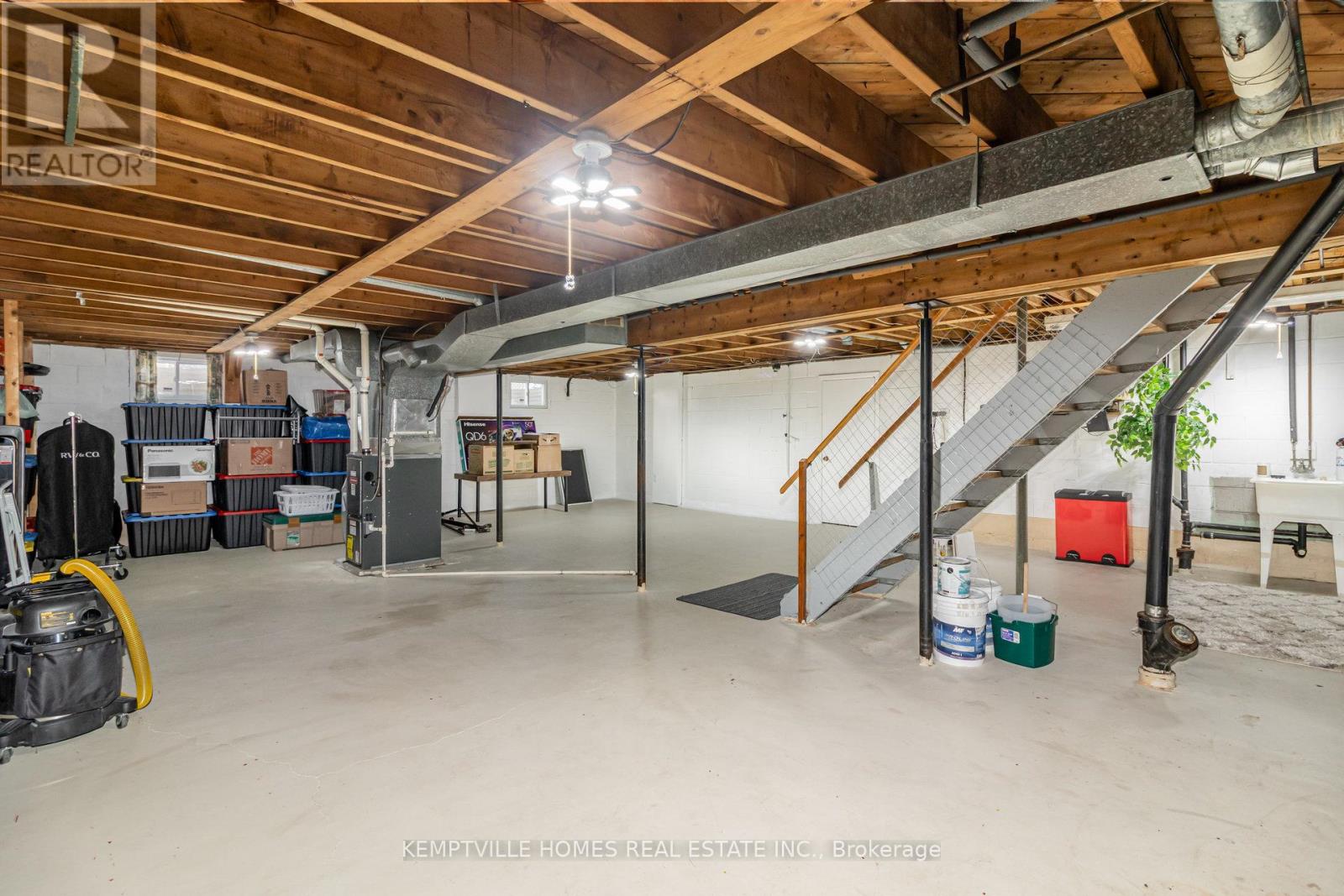 8 Gibson Lane, South Dundas, Ontario  K0C 1X0 - Photo 18 - X12440959