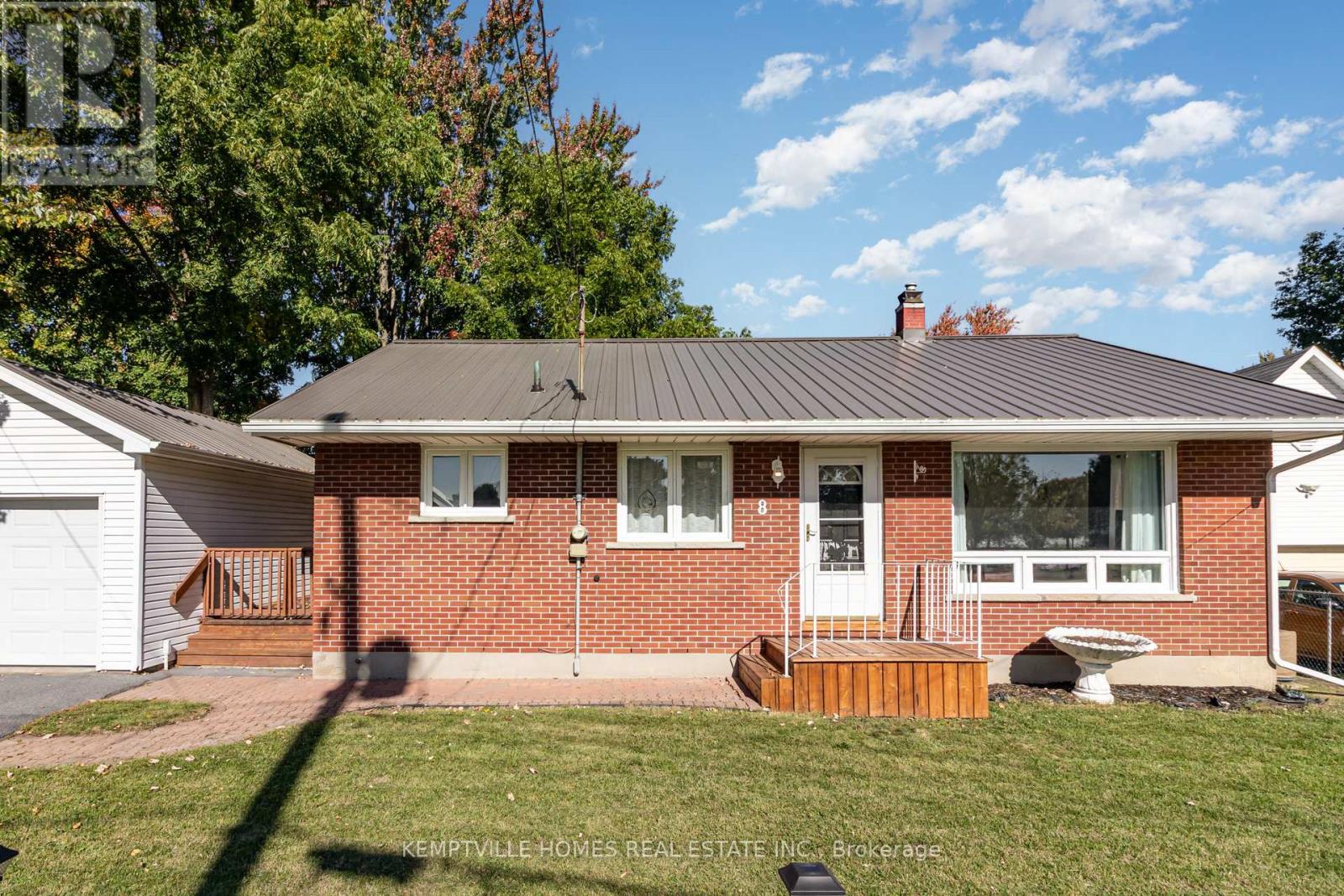 8 Gibson Lane, South Dundas, Ontario  K0C 1X0 - Photo 2 - X12440959