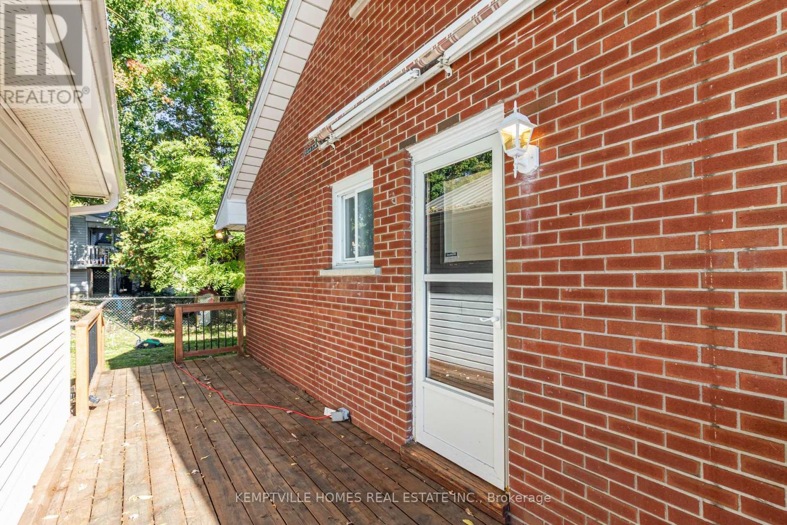 8 Gibson Lane, South Dundas, Ontario  K0C 1X0 - Photo 5 - X12440959