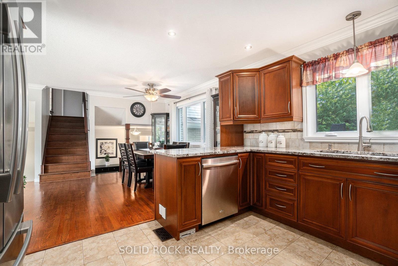 2278 Russland Road E, Russell, Ontario  K0A 3H0 - Photo 6 - X12440984