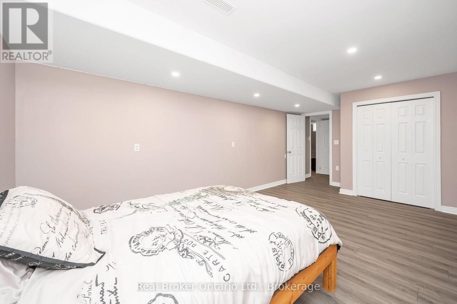 307 Brant County 18 Road, Brant, Ontario  N3T 5L9 - Photo 27 - X12440944