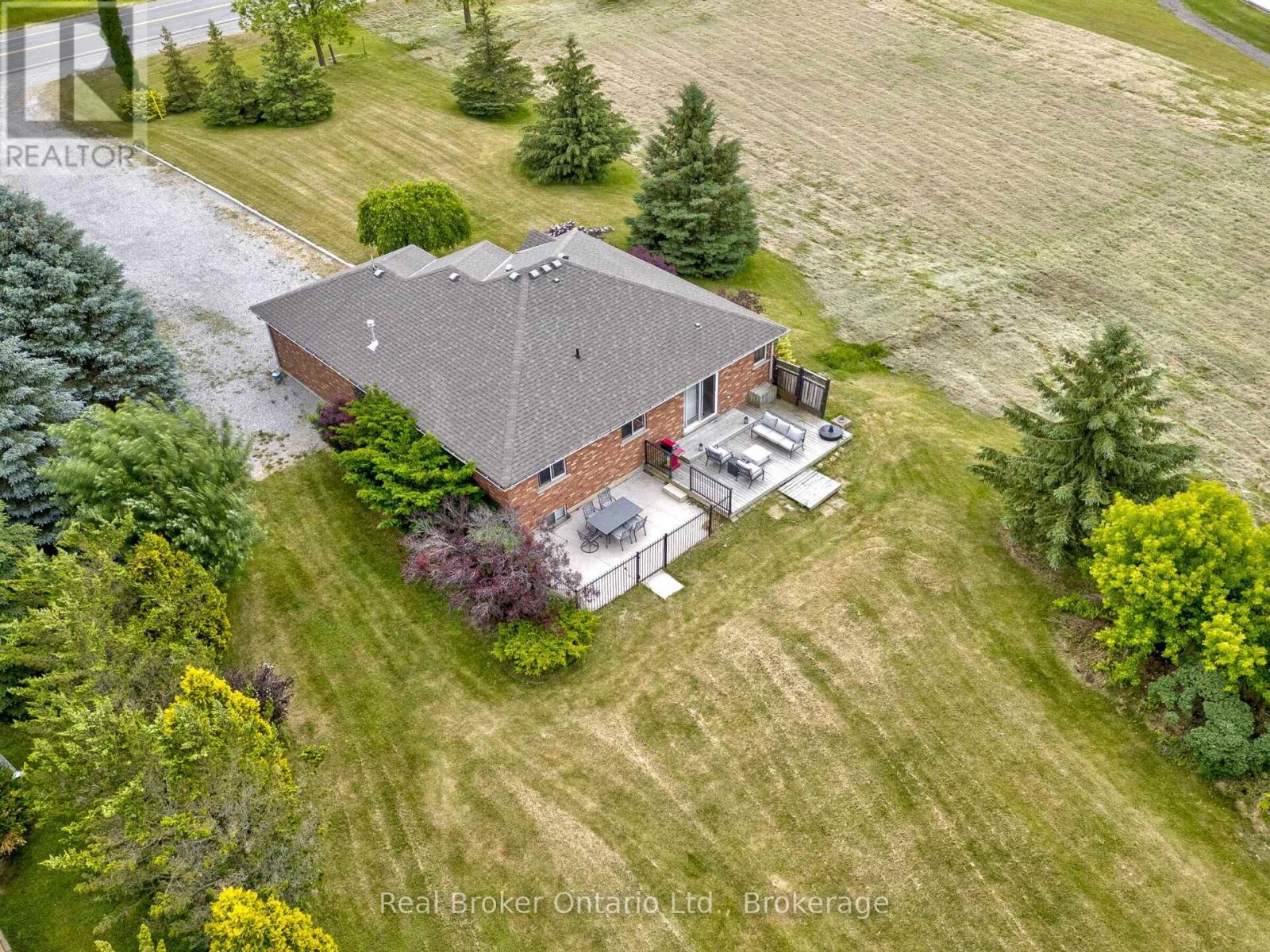 307 Brant County 18 Road, Brant, Ontario  N3T 5L9 - Photo 32 - X12440944