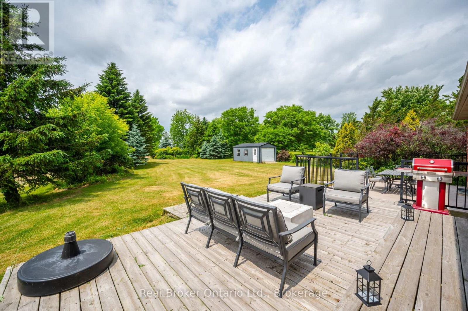 307 Brant County 18 Road, Brant, Ontario  N3T 5L9 - Photo 34 - X12440944