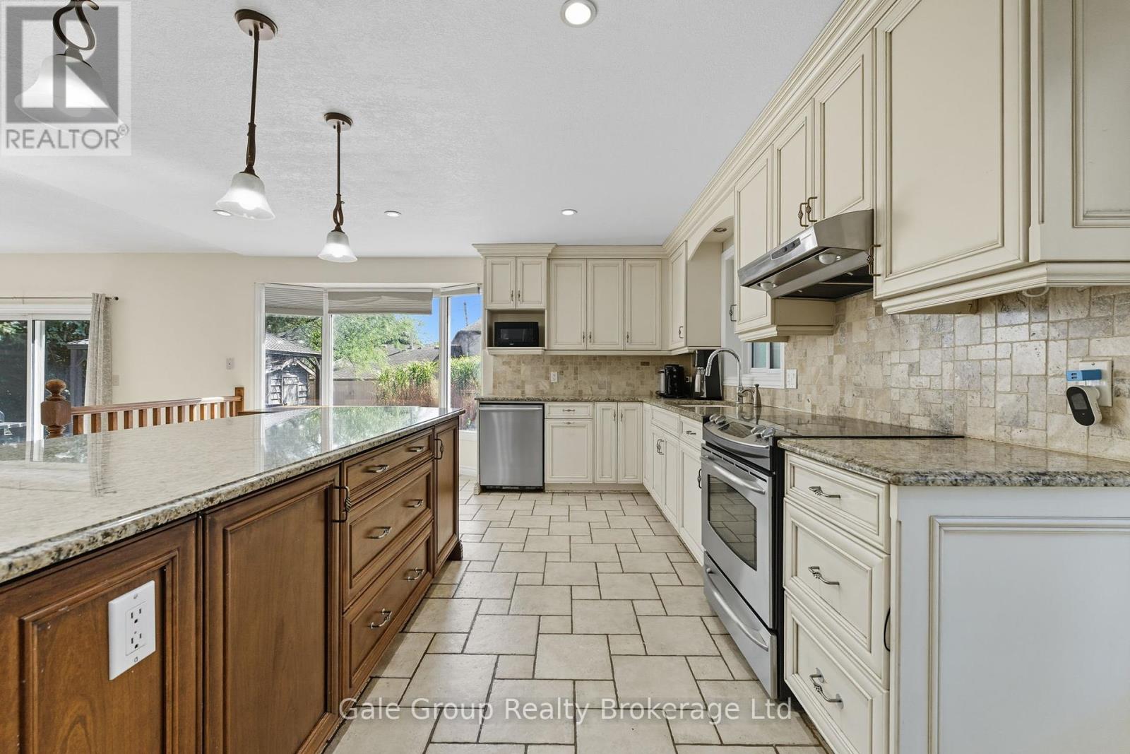468 Manitoba Road, Woodstock, Ontario  N4S 8N8 - Photo 18 - X12440891