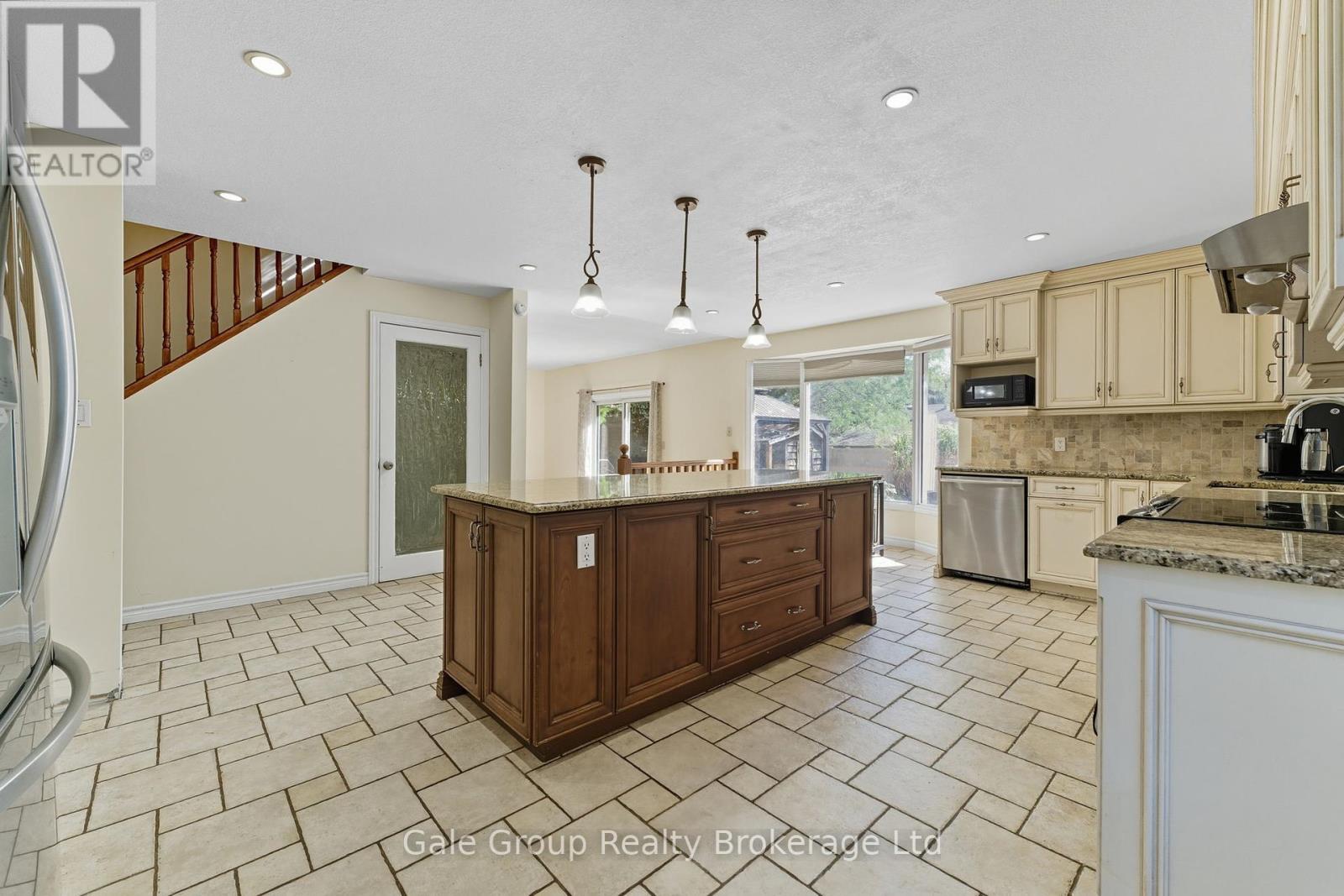 468 Manitoba Road, Woodstock, Ontario  N4S 8N8 - Photo 19 - X12440891