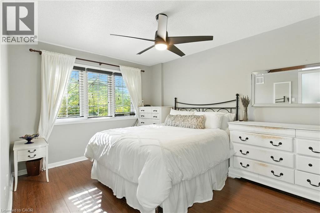 5566 Thorn Lane, Burlington, Ontario  L7L 6V8 - Photo 17 - 40775586