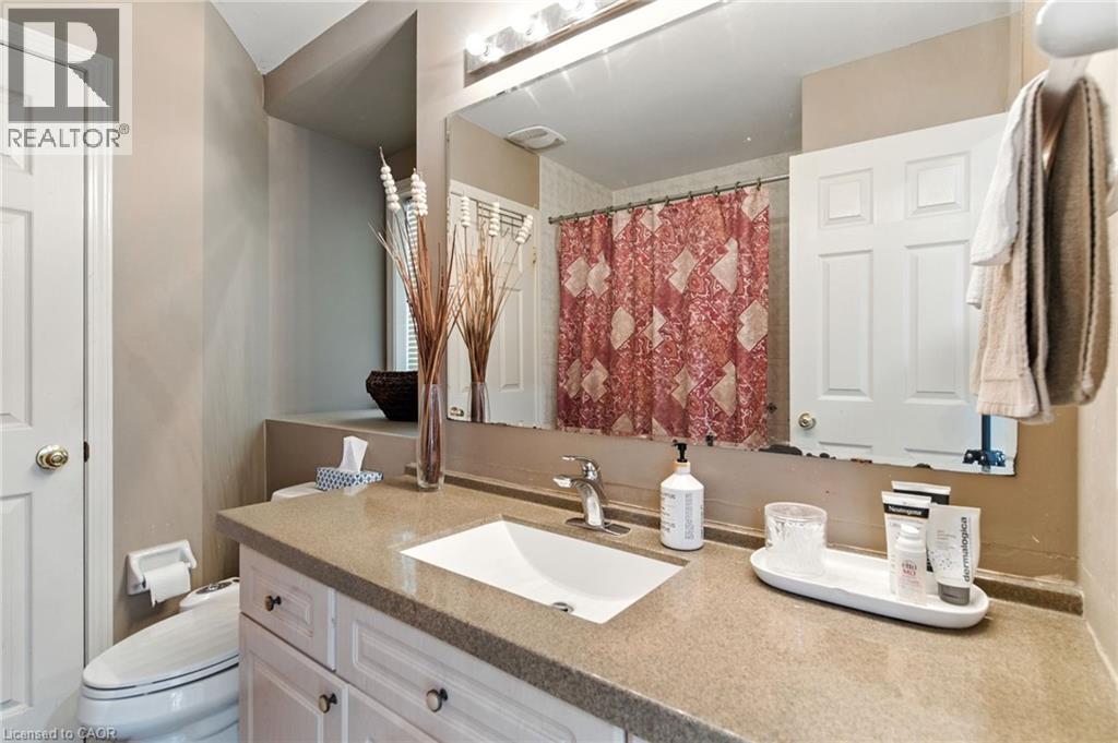5566 Thorn Lane, Burlington, Ontario  L7L 6V8 - Photo 19 - 40775586