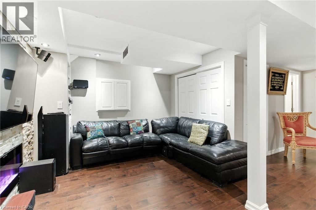 5566 Thorn Lane, Burlington, Ontario  L7L 6V8 - Photo 22 - 40775586